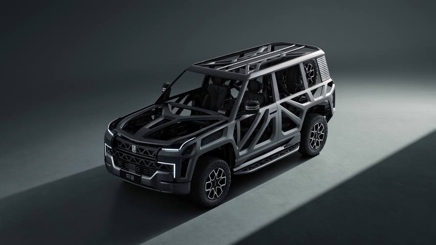 深圳坪山区诚吉迈企业管理咨询仰望U8硬派越野的科技魅力，国能汽车对传统燃油车市场的冲击